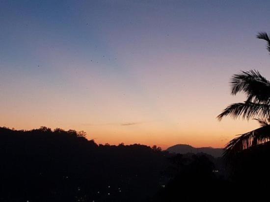 Mountain View Hotell Kandy Eksteriør bilde