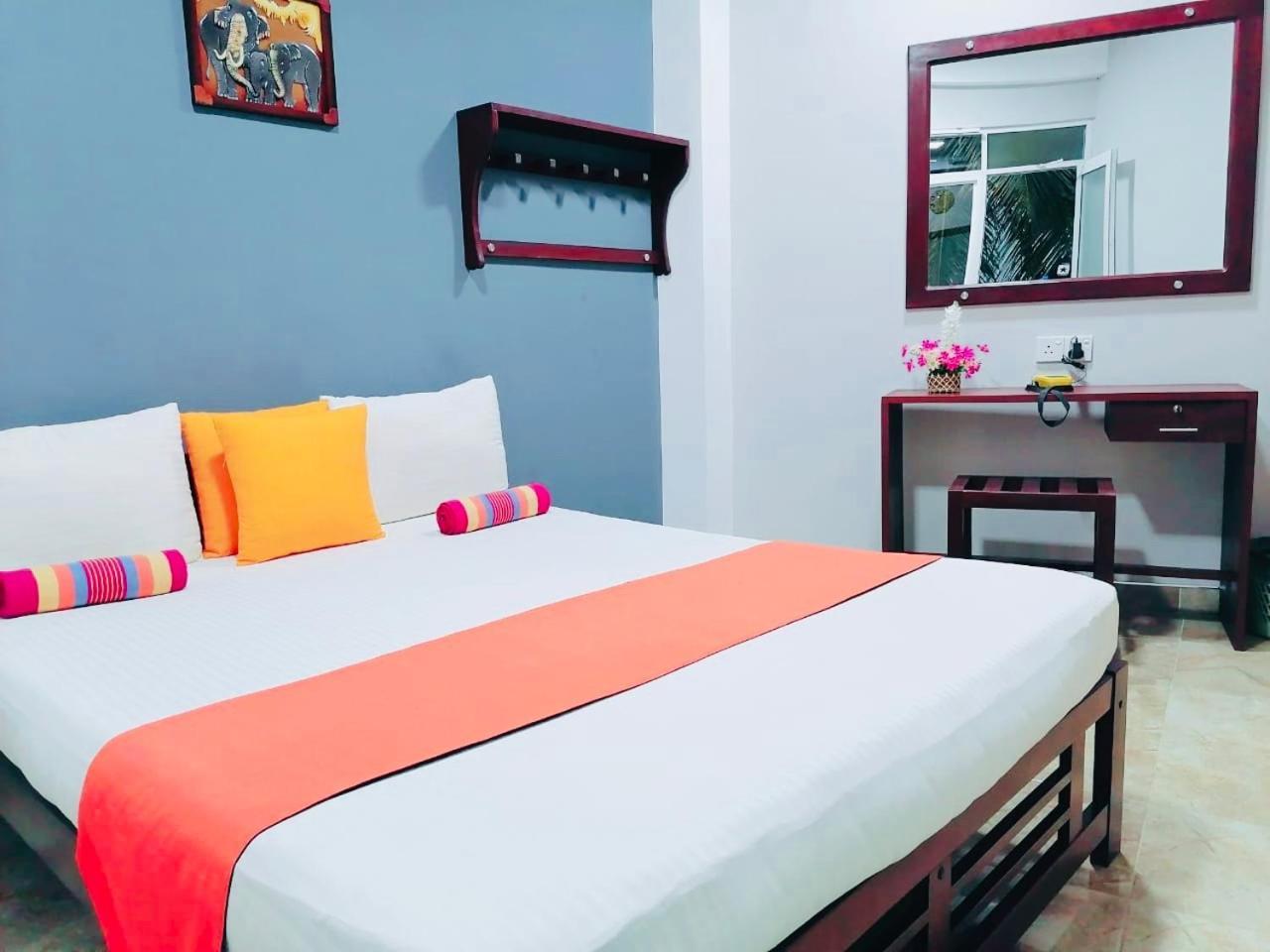 Mountain View Hotell Kandy Eksteriør bilde
