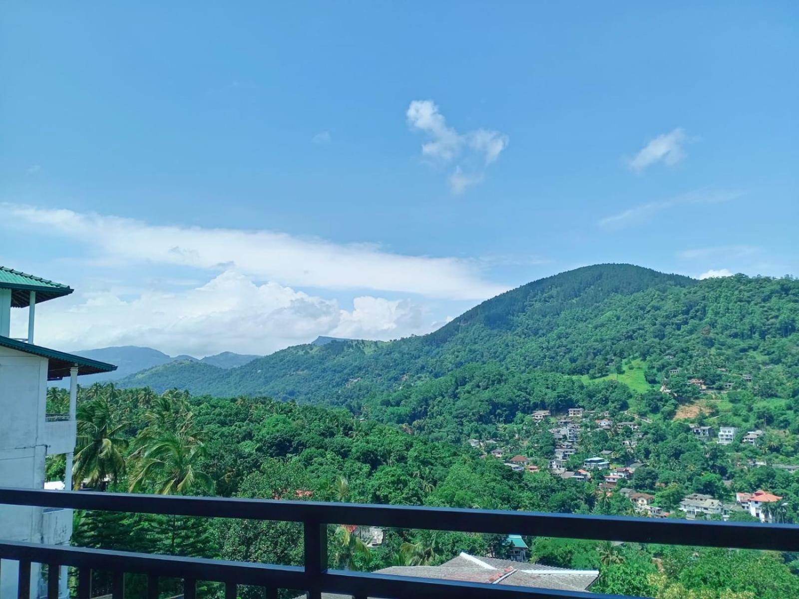 Mountain View Hotell Kandy Eksteriør bilde
