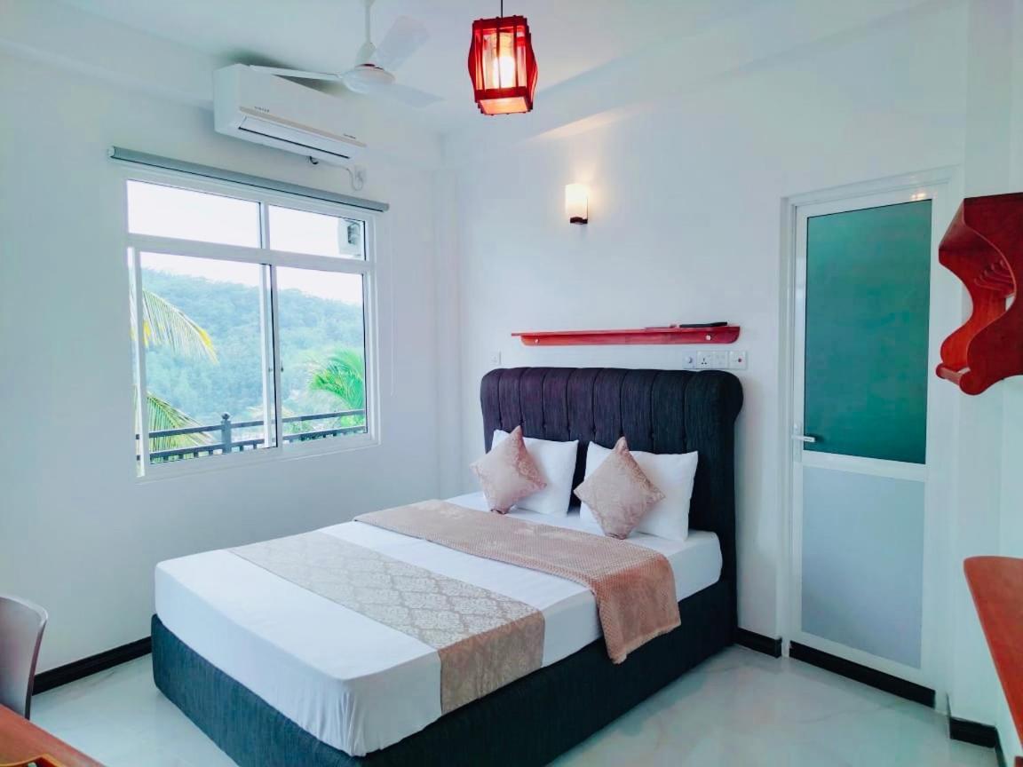 Mountain View Hotell Kandy Eksteriør bilde